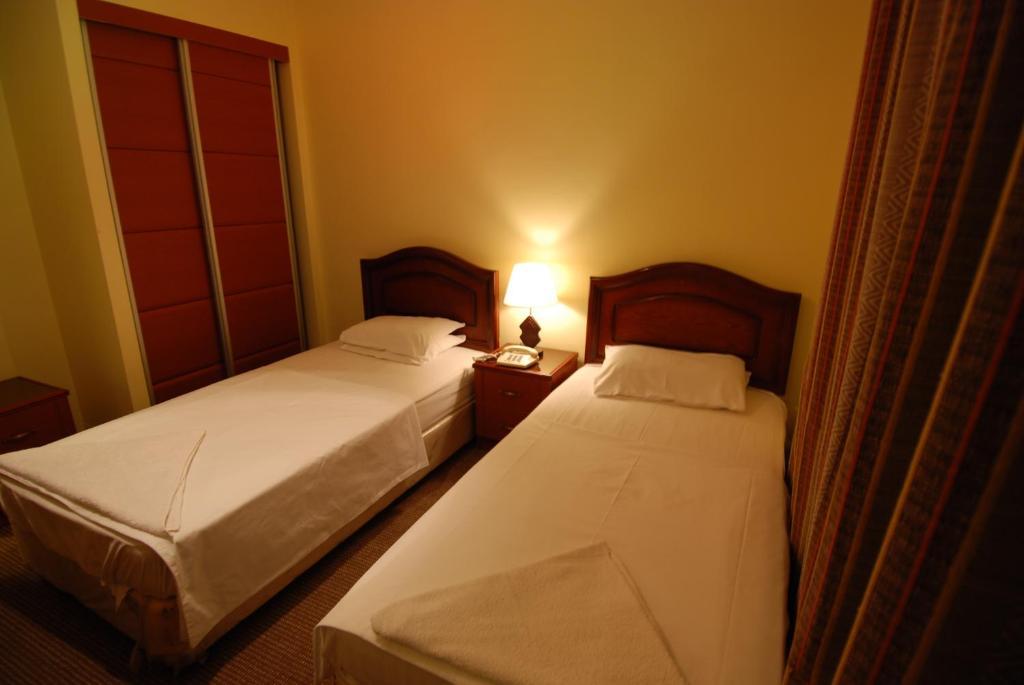 Al Rashid Hotel Vádi Músza Kültér fotó
