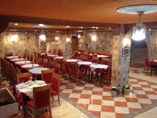 Al Rashid Hotel Vádi Músza Kültér fotó
